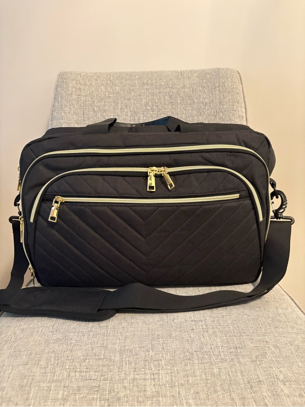 ⭐️Like New! Quilted Laptop Bag with Gold Hardware - Women's Travel Briefcase